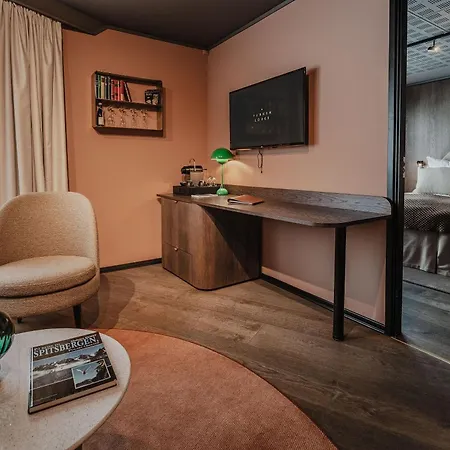 Funken 5* Longyearbyen