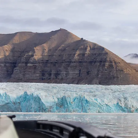 Funken 5* Longyearbyen