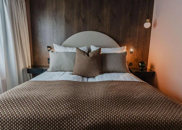 Funken 5* Longyearbyen